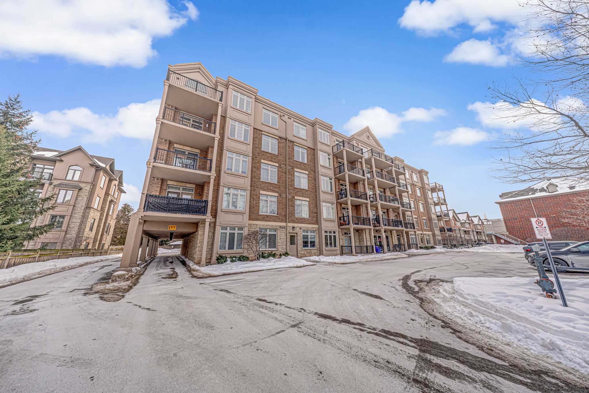 396 Plains Road E, Unit #207, Burlington