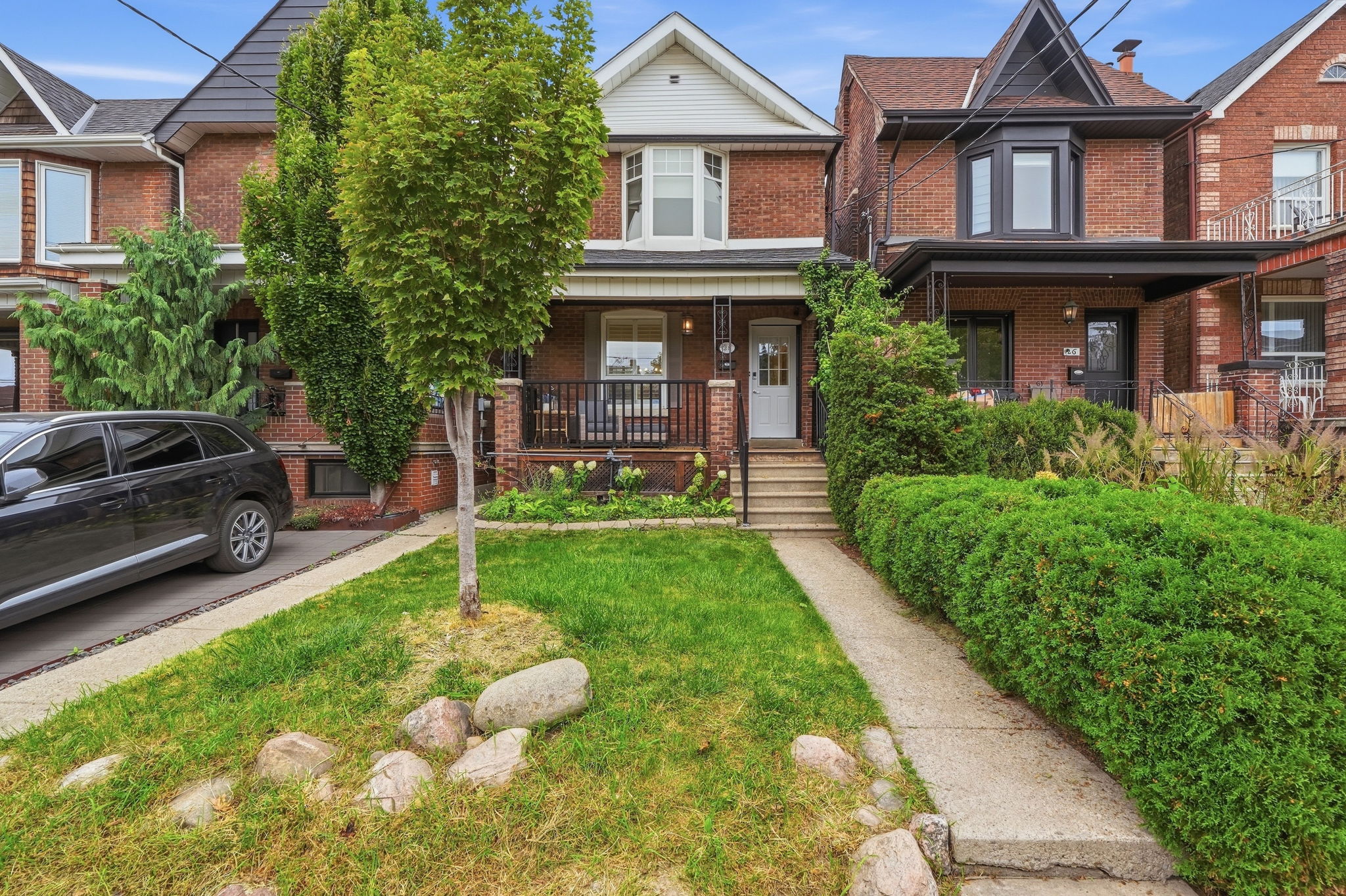 28 Conway Ave, Toronto